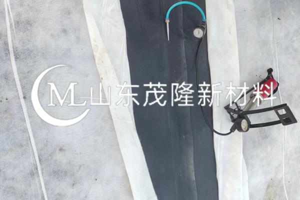 《中石化商業(yè)儲(chǔ)備有限公司湛江東海島原油商業(yè)儲(chǔ)備基地工程項(xiàng)目》土工膜、土工布，含鋪設(shè)焊接施工