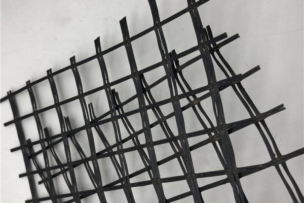 自粘式玻璃纖維格柵規(guī)格尺寸  第1張